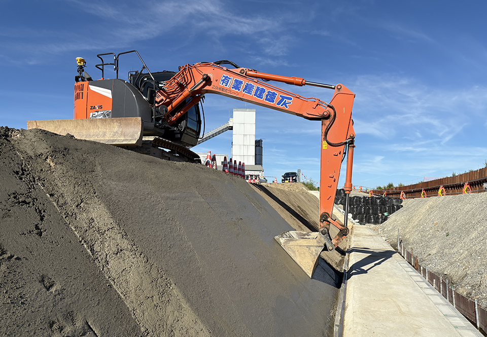 擁壁護岸工　均しコンクリート